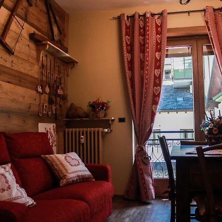 Dimora Delle Alpi Apartamento Aosta Exterior foto