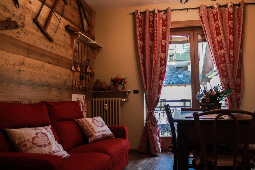 Dimora Delle Alpi Apartamento Aosta Exterior foto