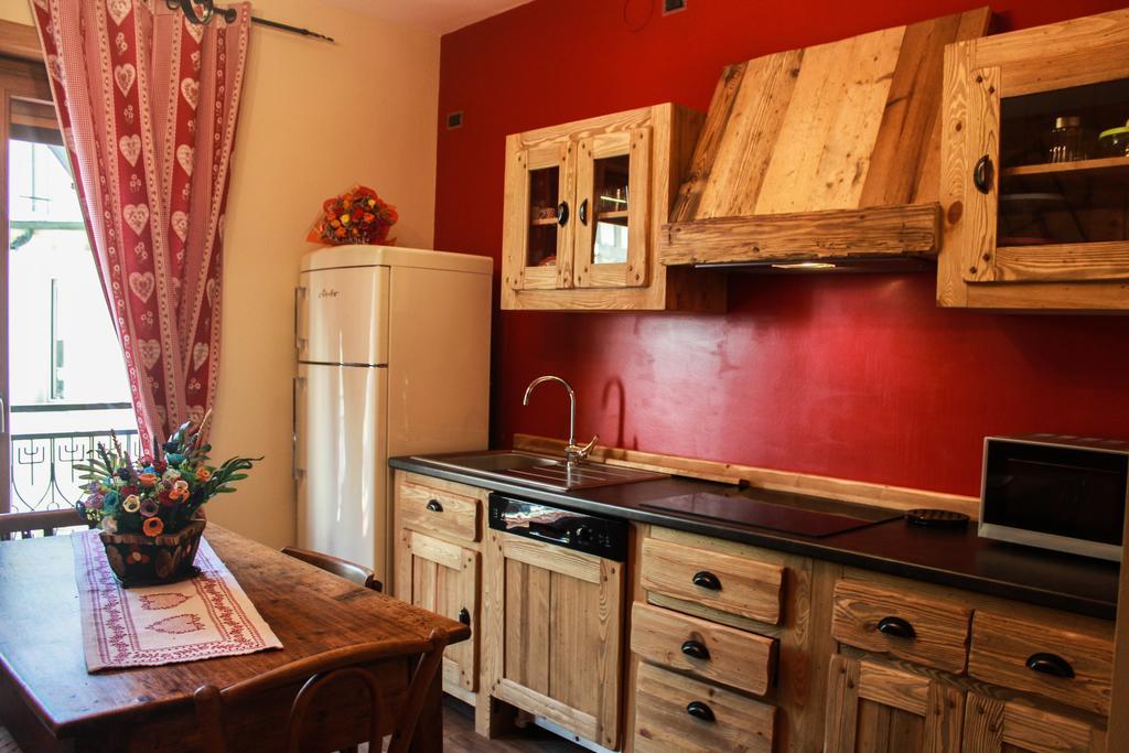 Dimora Delle Alpi Apartamento Aosta Exterior foto