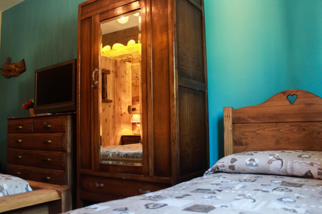 Dimora Delle Alpi Apartamento Aosta Exterior foto
